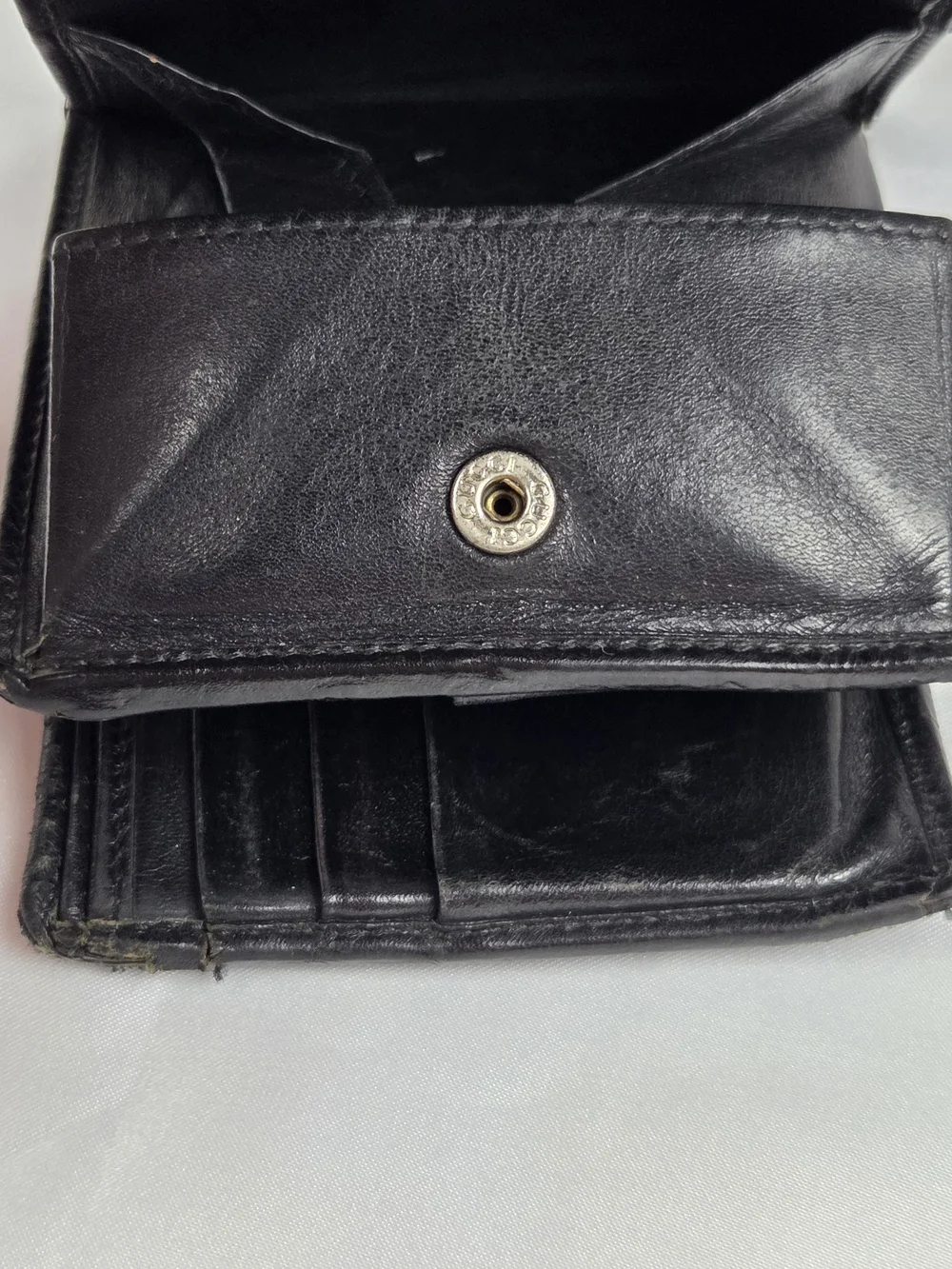 Authentic Gucci Black GG Canvas Bifold Wallet Hidden Coin Pouch Leather